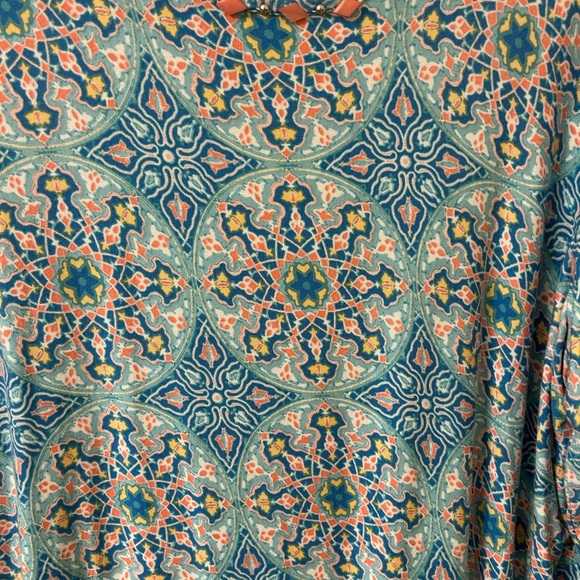 Ruby Rd Blue and White Tunic with 3/4 Sleeves - Picture 2 of 4
